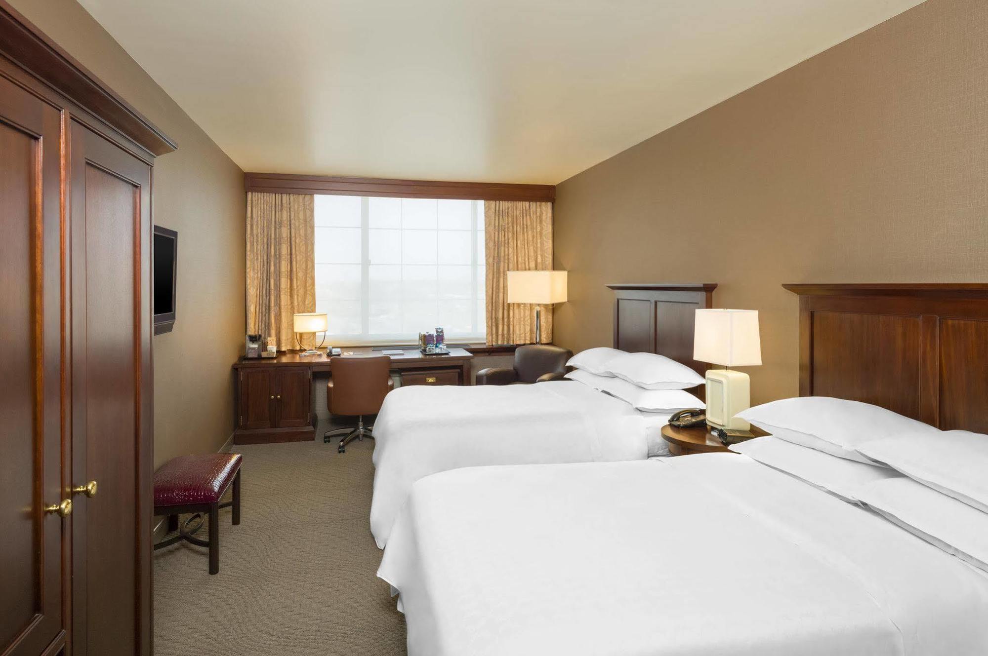 Sheraton Jfk Airport Hotel New York Bagian luar foto