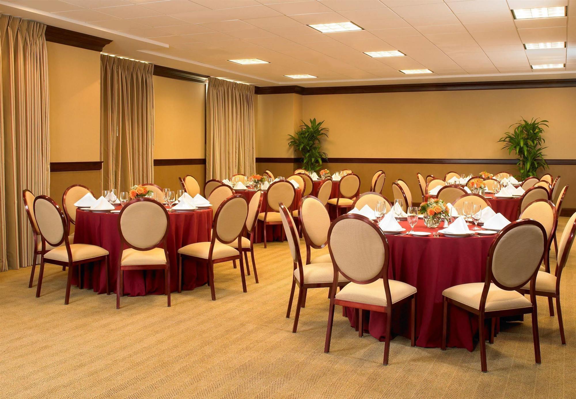 Sheraton Jfk Airport Hotel New York Bagian luar foto